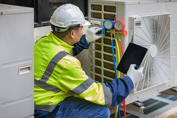 Professional Hvac Installation technician working in Hampton, NY